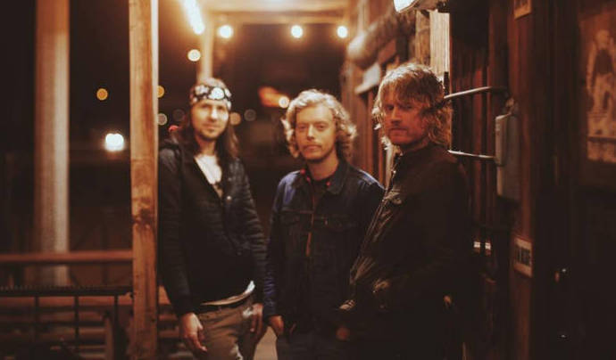 Delta Shade band members